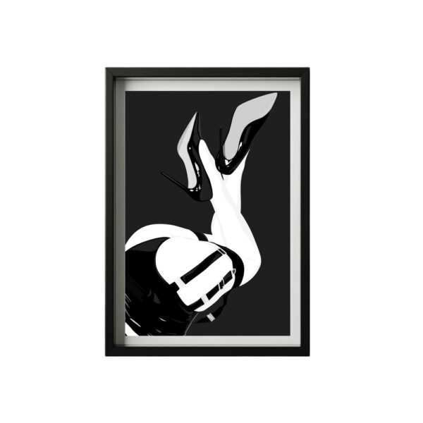 Élans noirs & talons hauts - Illustration érotique noir et blanc